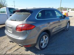 
										2012 Porsche Cayenne full									