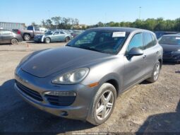 
										2012 Porsche Cayenne full									