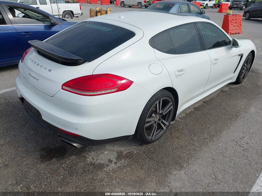 2014 Porsche Panamera