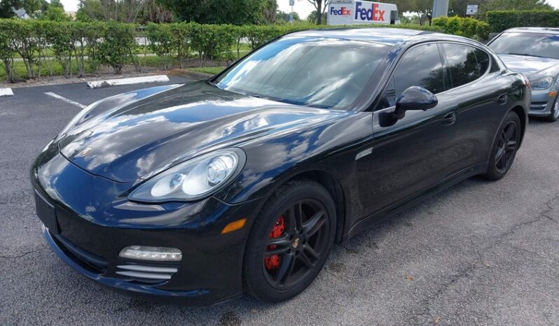 
								2013 Porsche Panamera full									