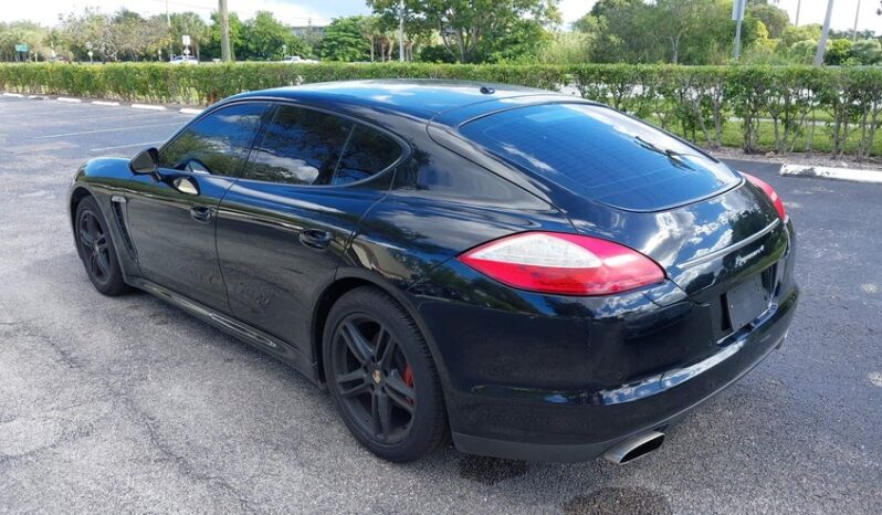 
								2013 Porsche Panamera full									