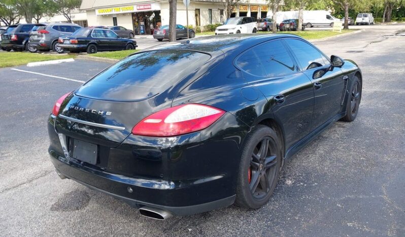 
								2013 Porsche Panamera full									
