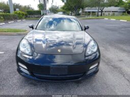 
										2013 Porsche Panamera full									