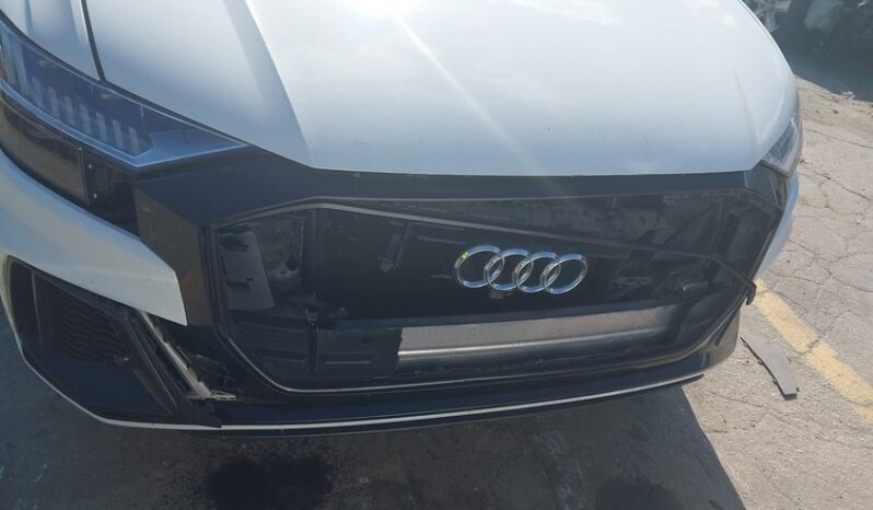 
								2019 Audi Q8 full									