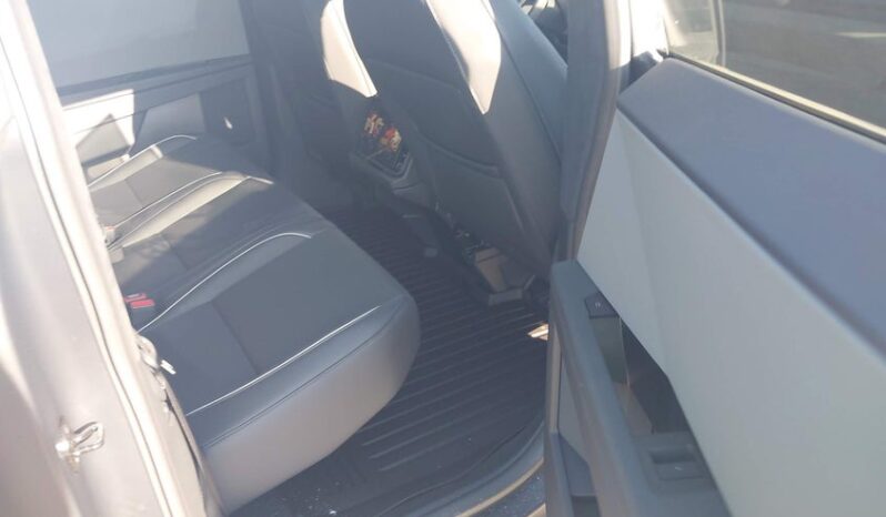 
								2024 Tesla Cybertruck full									