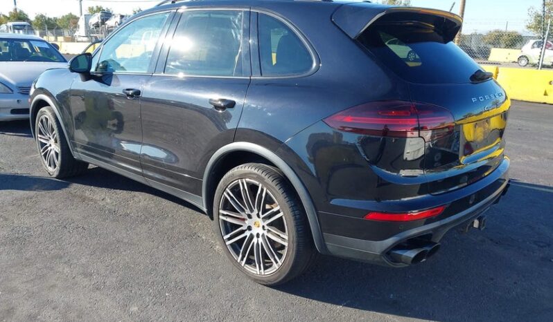 
								2016 Porsche Cayenne full									