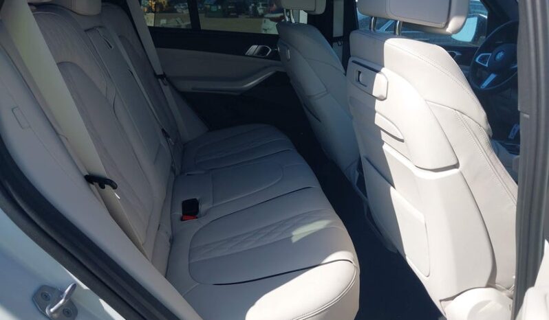 
								2025 BMW X5 full									