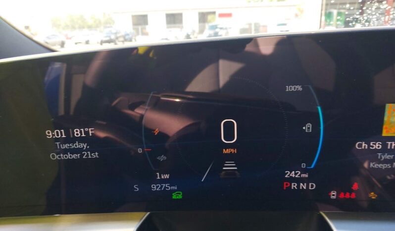 
								2025 Cadillac Lyriq full									