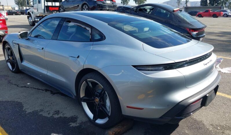 
								2024 Porsche Taycan full									