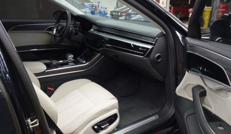 
								2025 Audi A8 full									