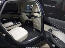 
										2025 Audi A8 full									