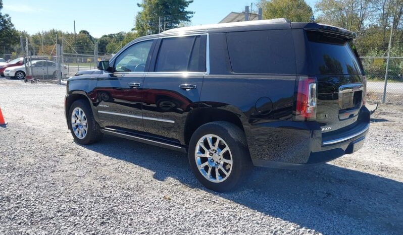 
								2016 Gmc Yukon full									