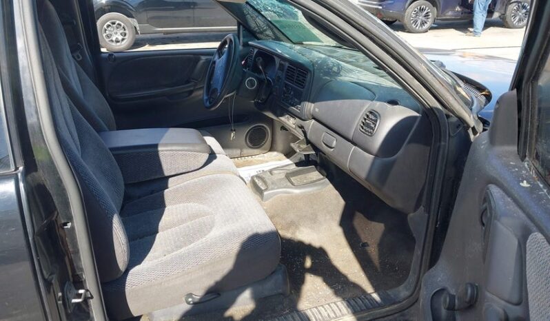 
								1999 Dodge Dakota full									