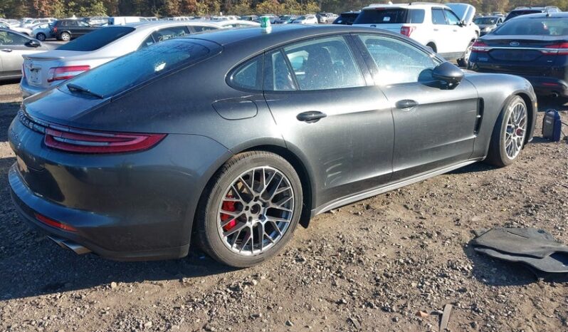 
								2017 Porsche Panamera full									