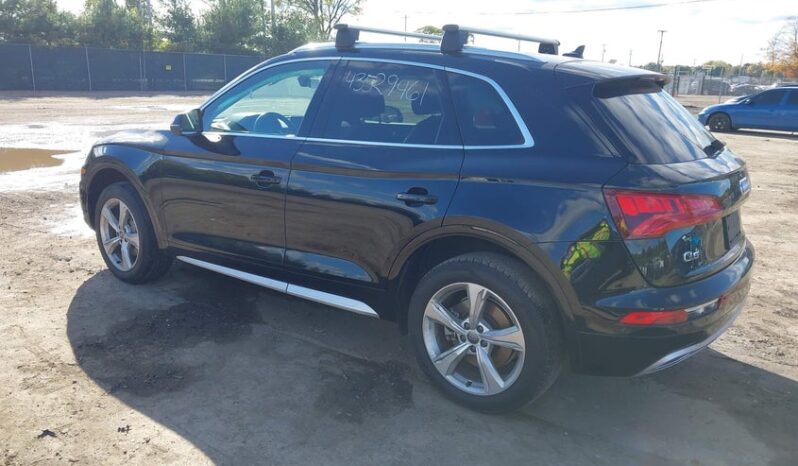 
								2020 Audi Q5 full									