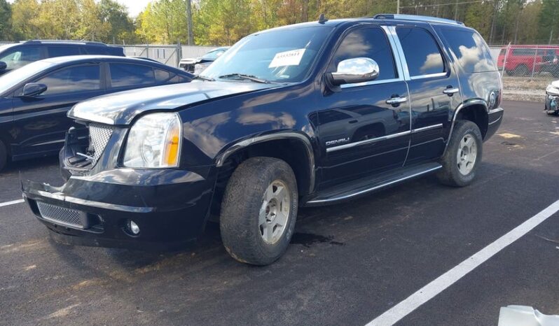 
								2014 Gmc Yukon full									