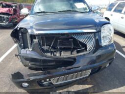 
										2014 Gmc Yukon full									