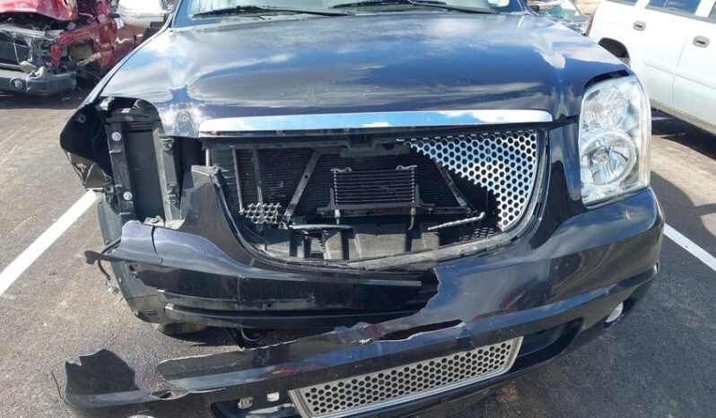 
								2014 Gmc Yukon full									