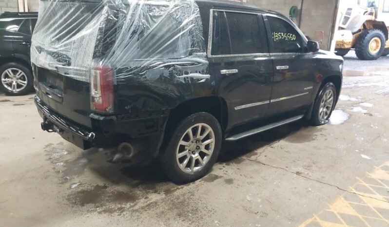 
								2015 Gmc Yukon full									