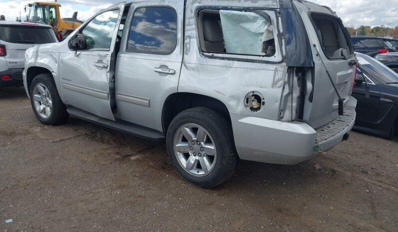 
								2013 Gmc Yukon full									