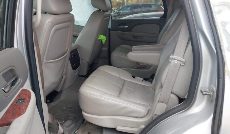
								2013 Gmc Yukon full									