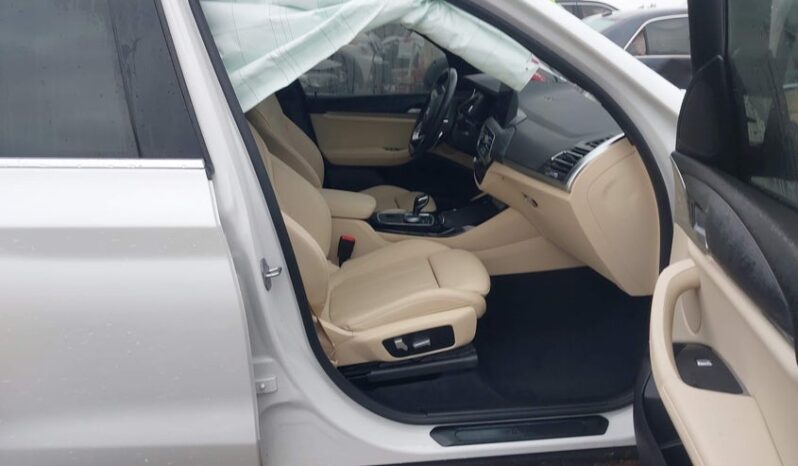 
								2022 BMW X3 full									
