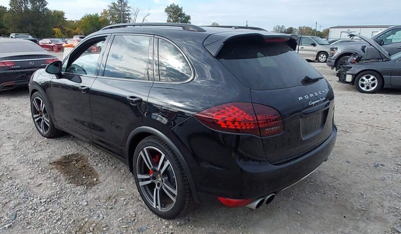 
								2013 Porsche Cayenne full									