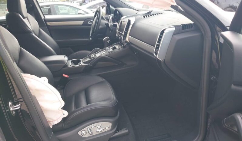 
								2013 Porsche Cayenne full									