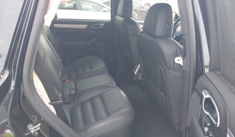 
								2013 Porsche Cayenne full									