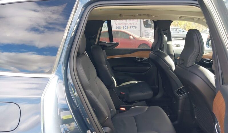 
								2025 Volvo Xc90 full									