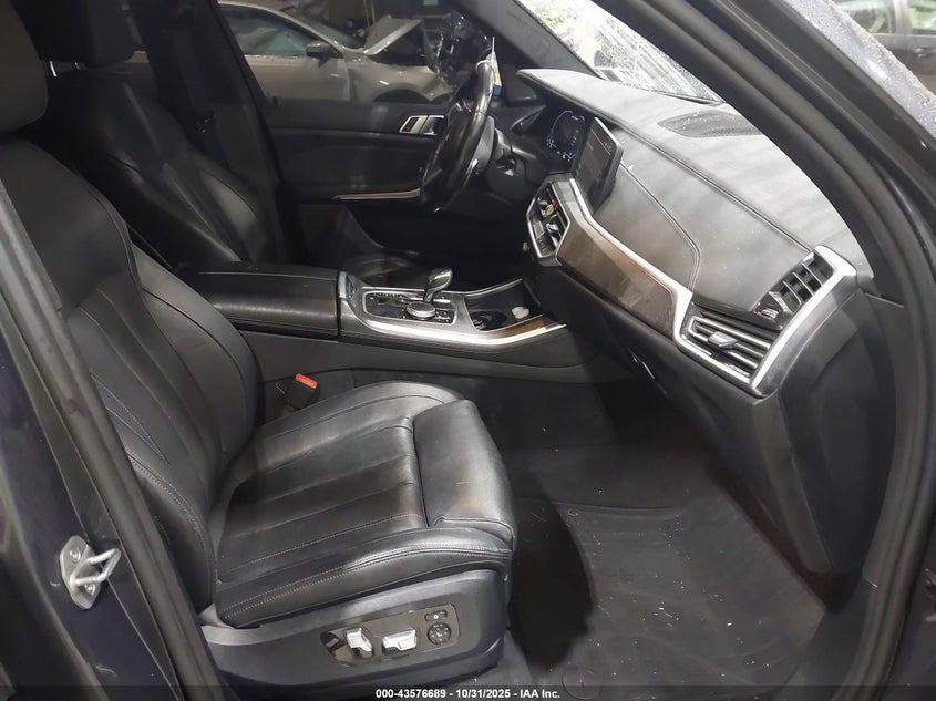 2022 BMW X5