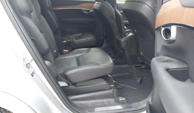 
								2022 Volvo Xc90 full									