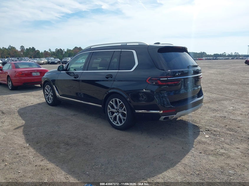 2025 BMW X7