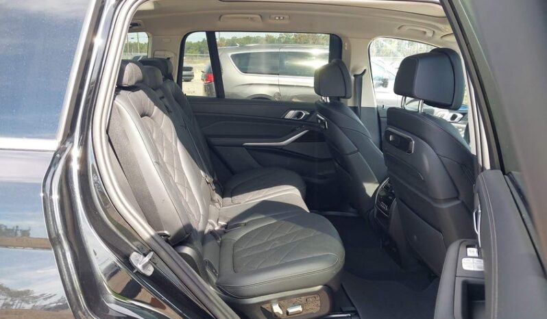 
								2025 BMW X7 full									