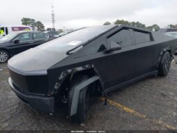 
										2024 Tesla Cybertruck full									