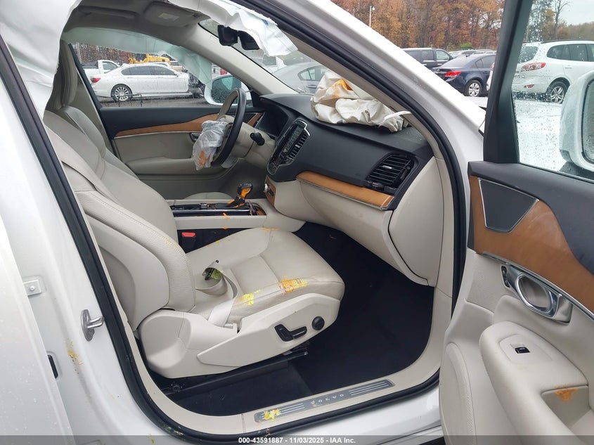 2022 Volvo Xc90