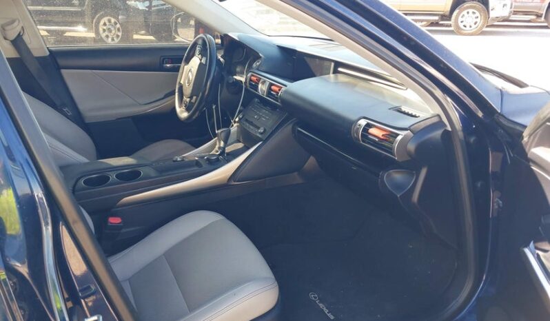 
								2015 Lexus Is 250 full									