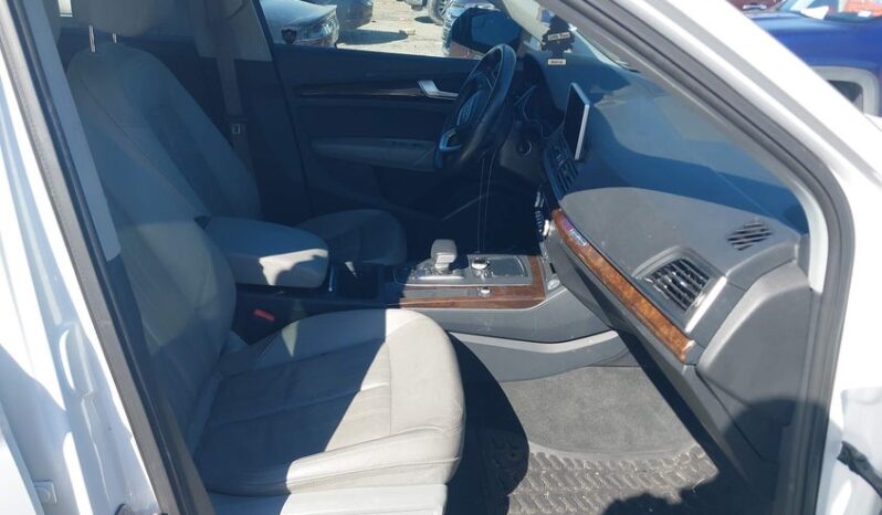 
								2018 Audi Q5 full									