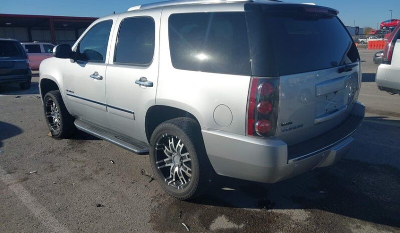 
								2012 Gmc Yukon full									