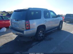 
										2012 Gmc Yukon full									