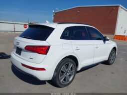 
										2019 Audi Q5 full									