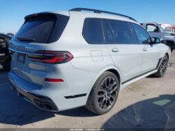 
										2023 BMW X7 full									
