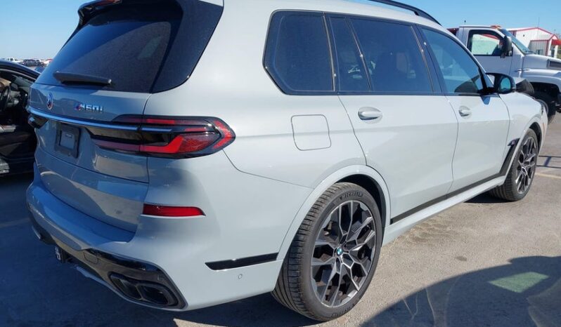 
								2023 BMW X7 full									