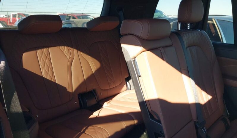 
								2023 BMW X7 full									