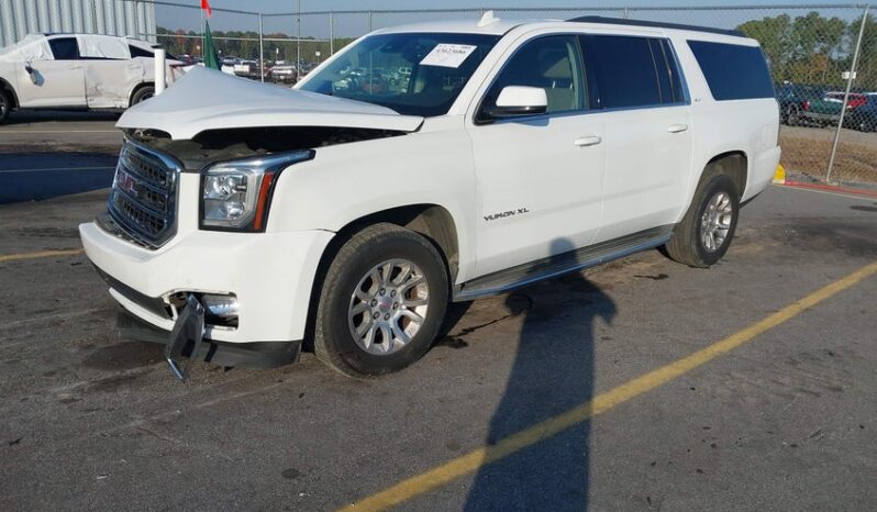 
								2016 Gmc Yukon full									