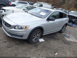 
										2016 Volvo V60 cross country full									