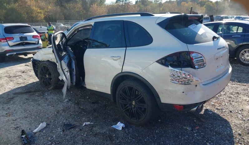 
								2012 Porsche Cayenne full									