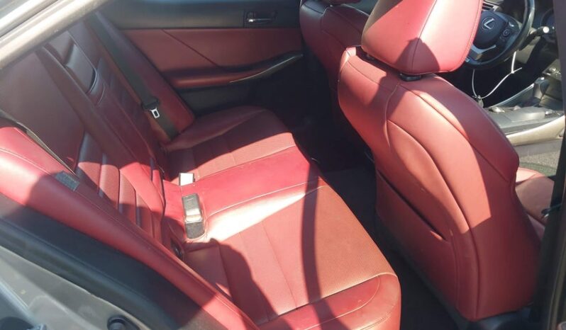 
								2015 Lexus Is 250 full									