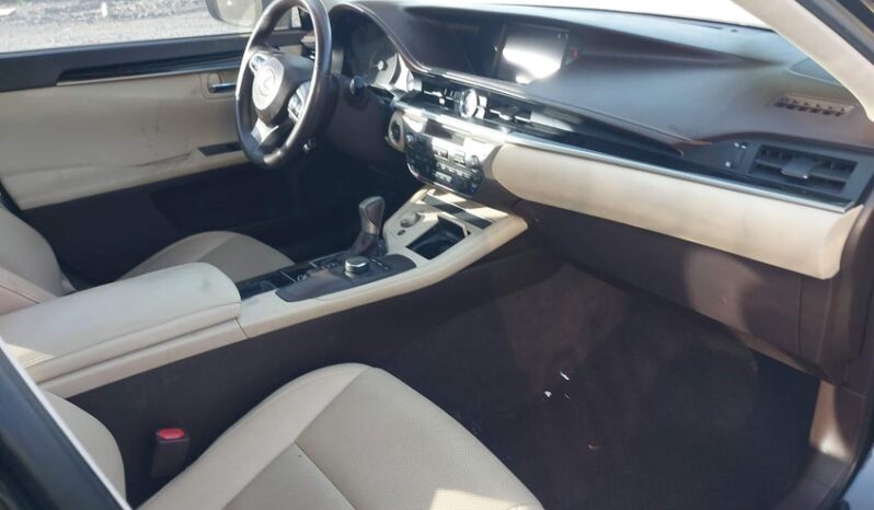 
								2016 Lexus Es 350 full									