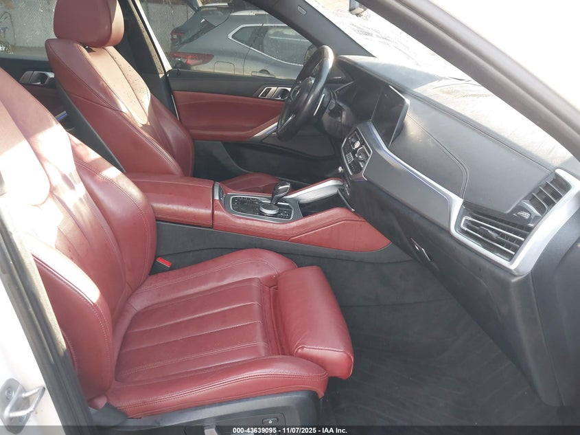 2021 BMW X6